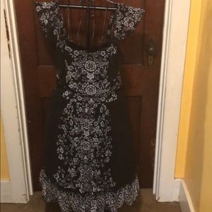 City chic XS (14) black and floral dress